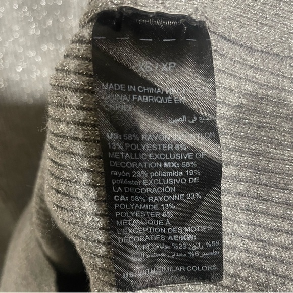 White House Black Market Gray Silver Shimmer Boat Neck Rib Tunic Sweater Sz XS - Picture 4 of 6